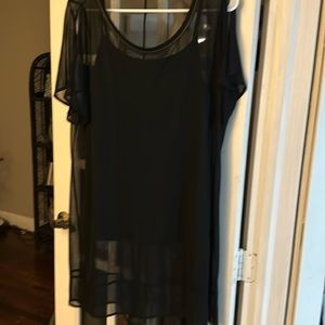 Lane Bryant 14/16 sheer long top over black tank